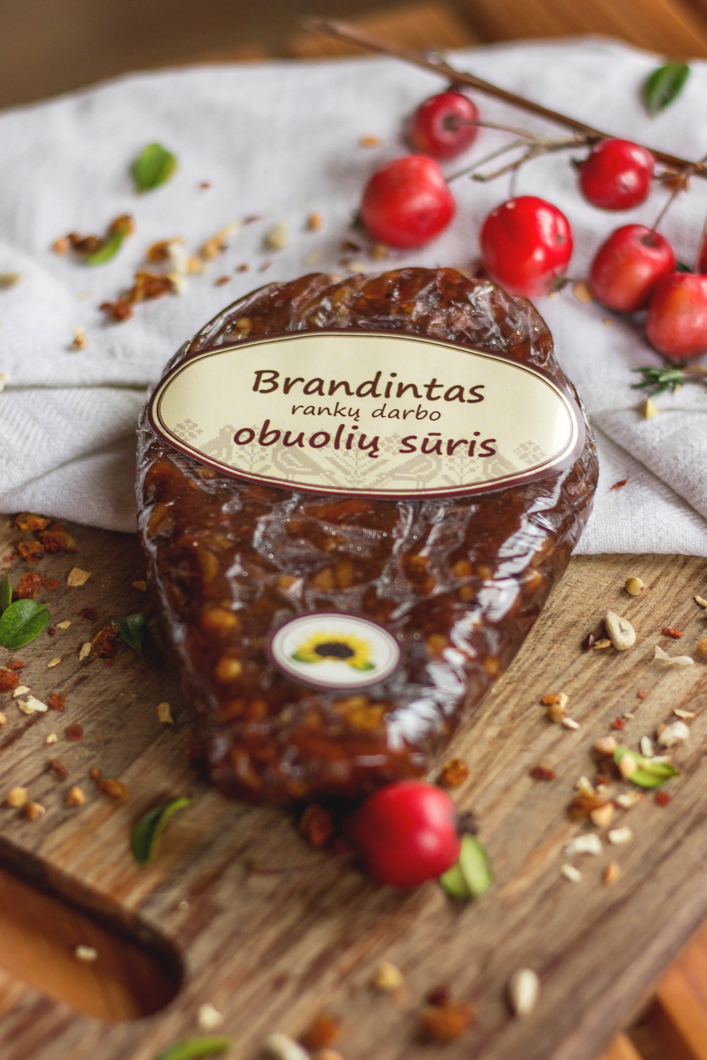 Brandintas obuolių sūris su Saulėgrąžomis