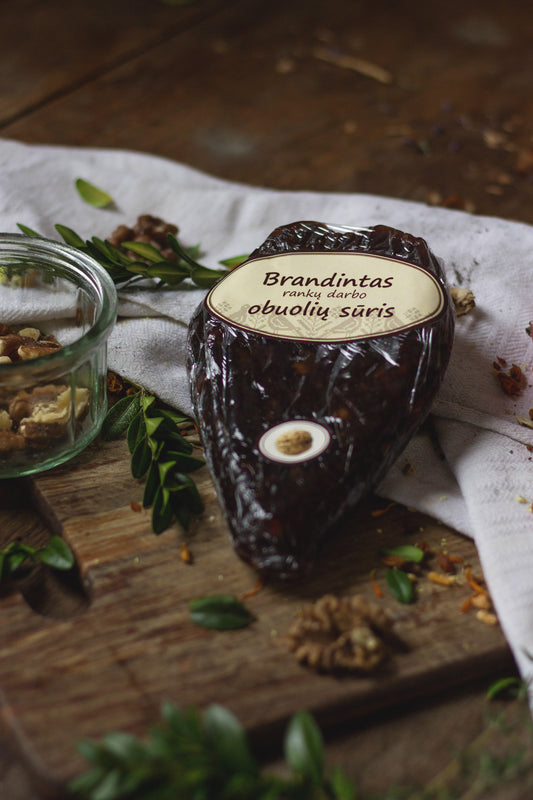 Brandintas obuolių sūris su Graikiškais riešutais-Brandintas