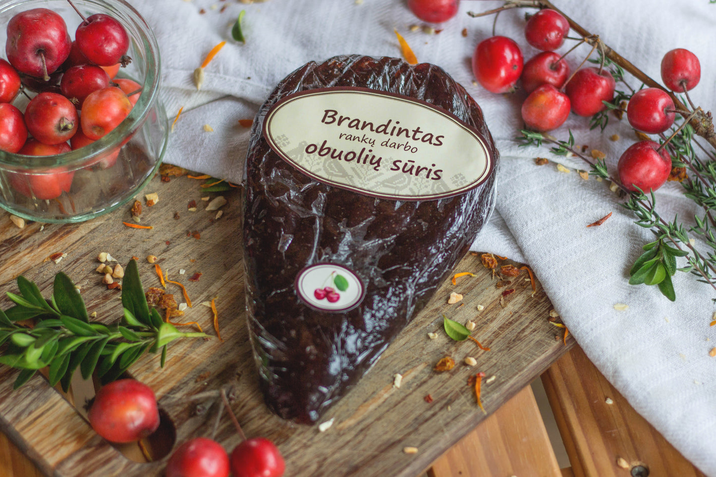 Brandintas obuolių sūris su Vyšniomis-Brandintas
